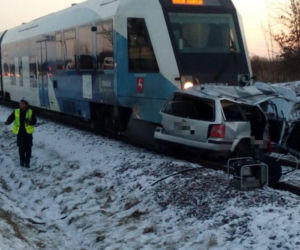 Rzeszów: wypadek na przejeździe kolejowym. Są ofiary śmiertelne