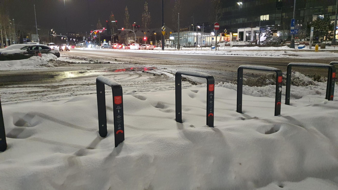 Zimowe utrudnienia w Warszawie