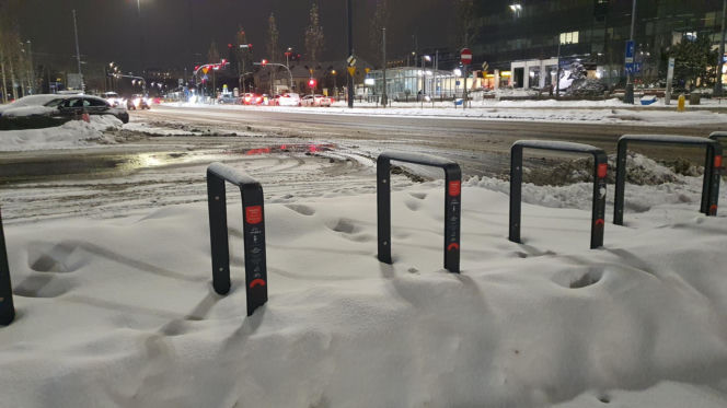 Zimowe utrudnienia w Warszawie