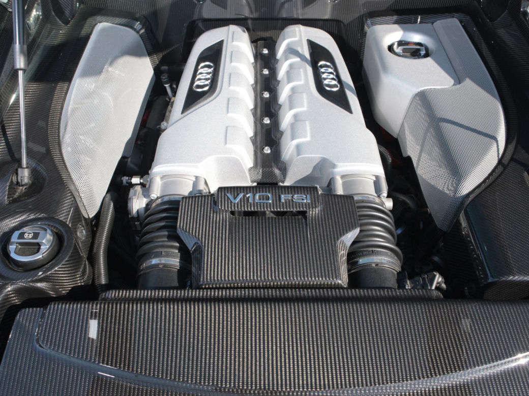 Nowe Audi R8 V10 Fit Lovers
