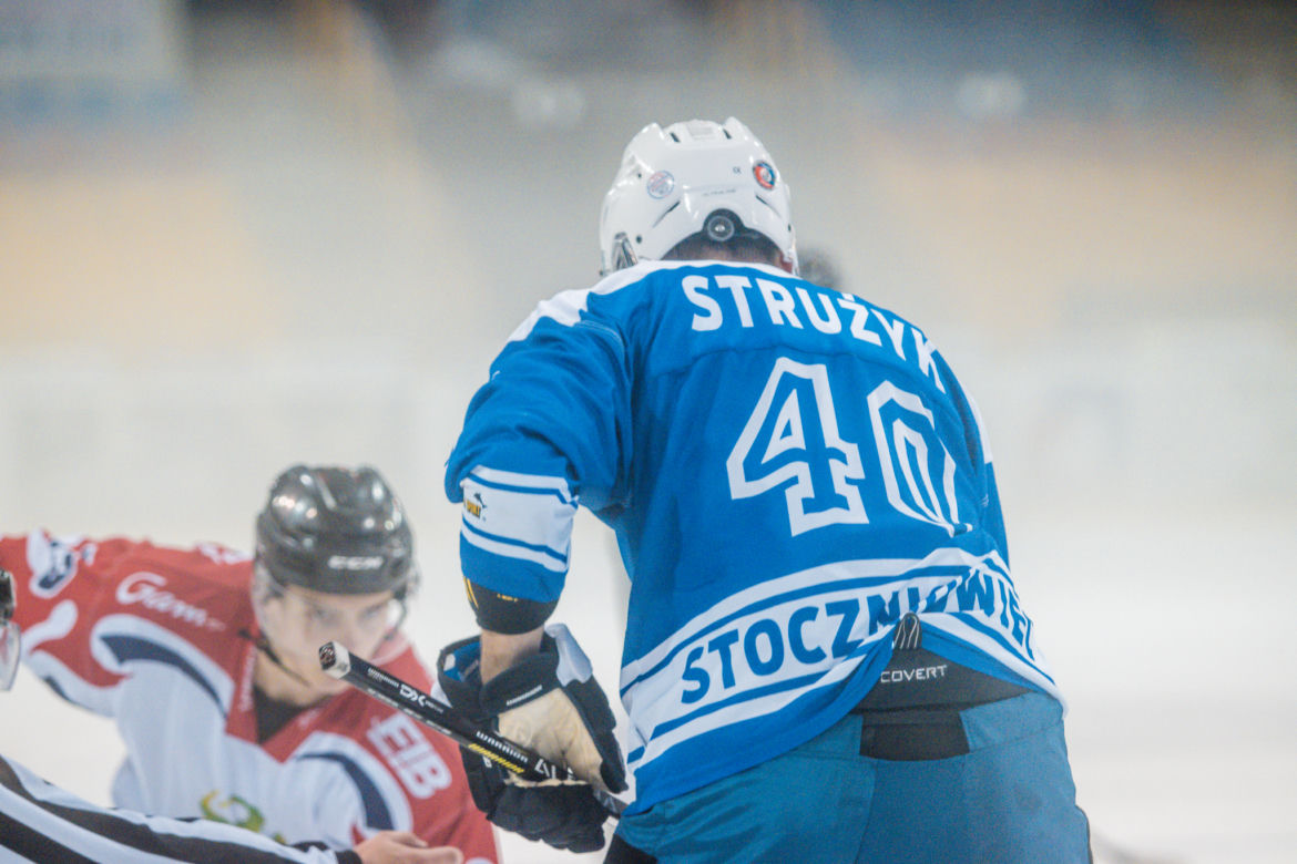 KH Energa Toruń - GKS Stoczniowiec 6:0, zdjęcia ze sparingu na Tor-Torze