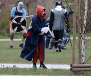Edyta Herbuś sprząta kupy w płaszczu za 20 000 zł.