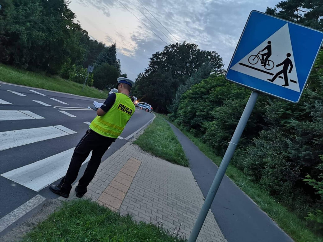 Rower aż odrzuciło. Samochód potracił 13-letnią rowerzystkę 