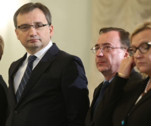 WOJNA O SĄD NAJWYŻSZY
