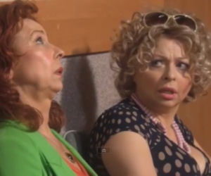 Ranczo 8 sezon odc. 100. Halina (Violetta Arlak), Lodzia (Magdalena Kuta)