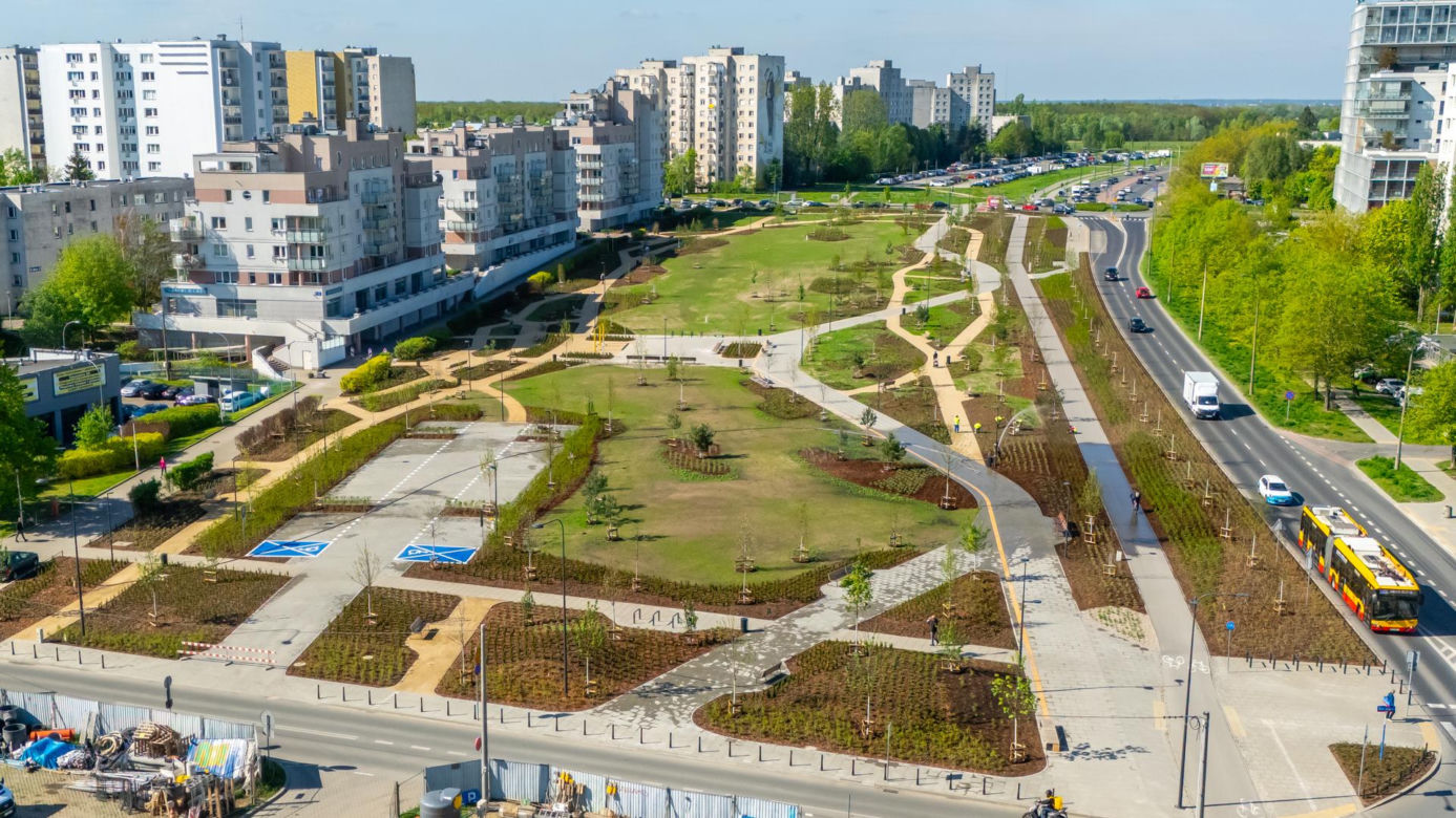 Park nad Południową Obwodnicą Warszawy na Ursynowie