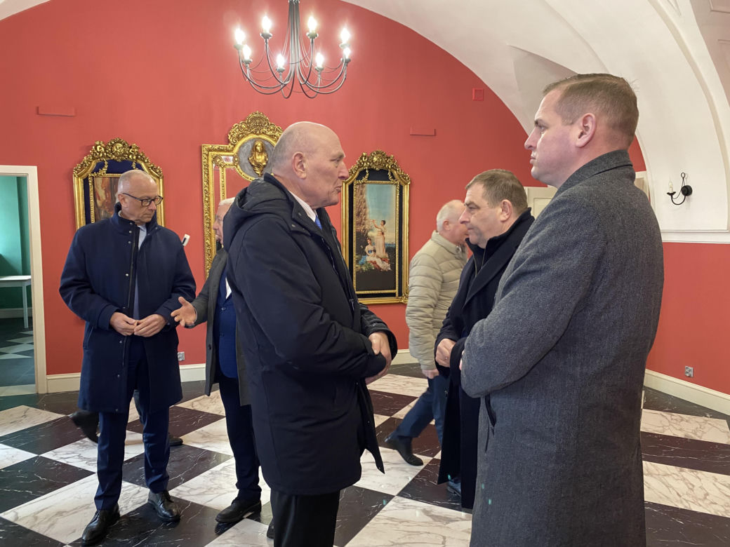 Tak obecnie wygląda Dwór w Ochli wyremontowany za ponad 12 milionów złotych
