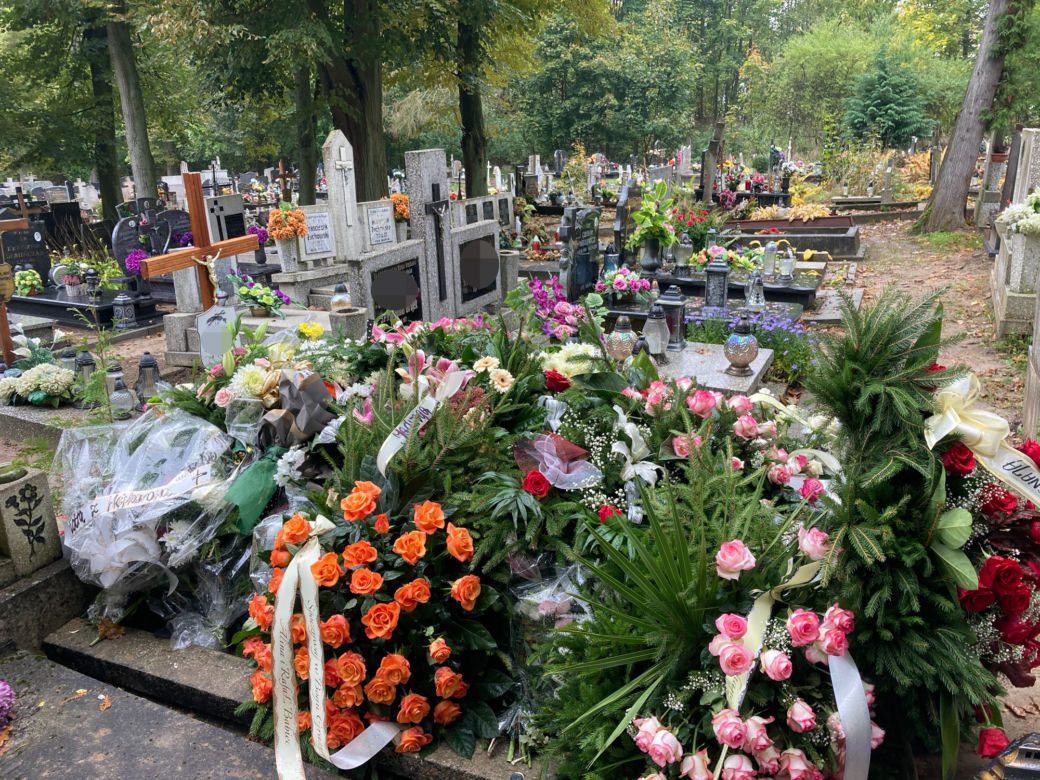 Grób kobiety zabitej przez pijanego muzyka z Ciechocinka