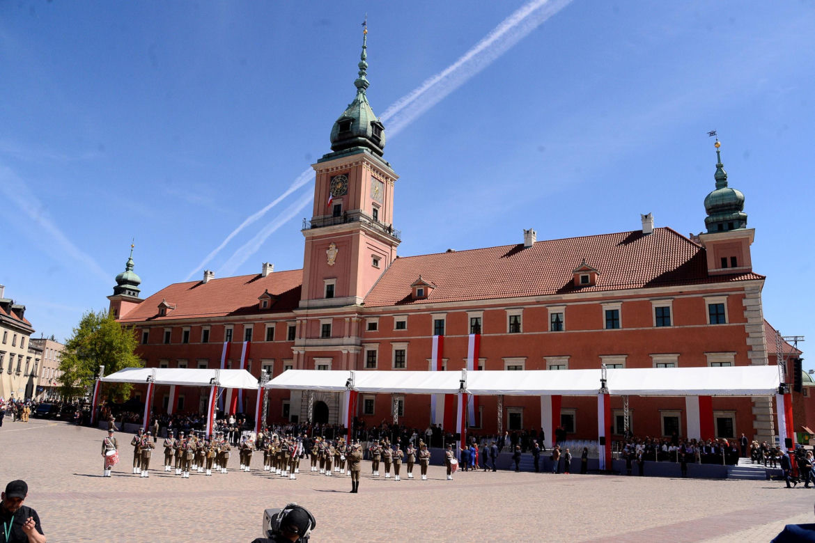 Warszawa. Święto Narodowe Trzeciego Maja. Para prezydencka na Placu Zamkowym w Warszawie