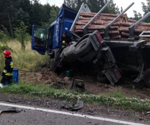 Kalnica. Tragiczny wypadek na DK 66. Zginął 30-letni kierowca osobówki
