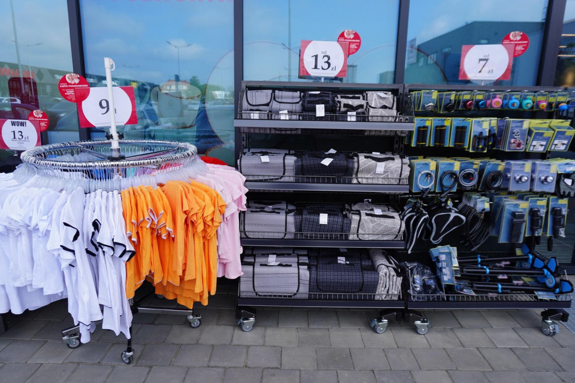Tłumy na otwarciu Woolworth w Katowicach