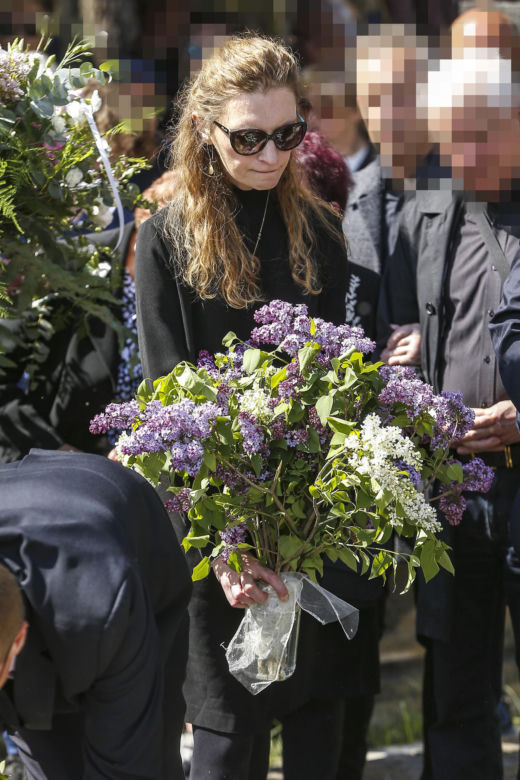 Agata Buzek na pogrzebie