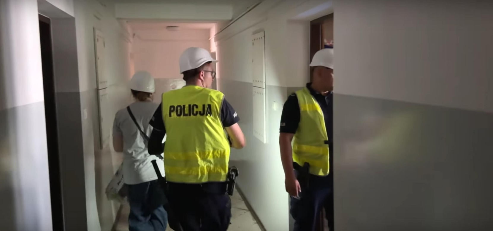 Blok w Ząbkach po pożarze