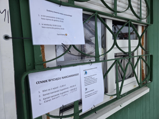 Tłumy narciarzy w bydgoskim Myślęcinku. Byliśmy na Stefanowym Stoku