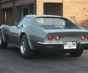 Corvette C3 Stingray z przebiegiem 2155 km