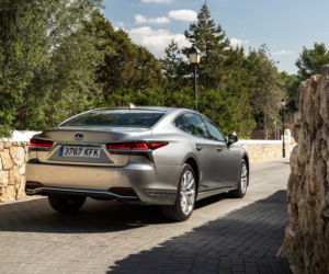 Lexus LS piąta generacja