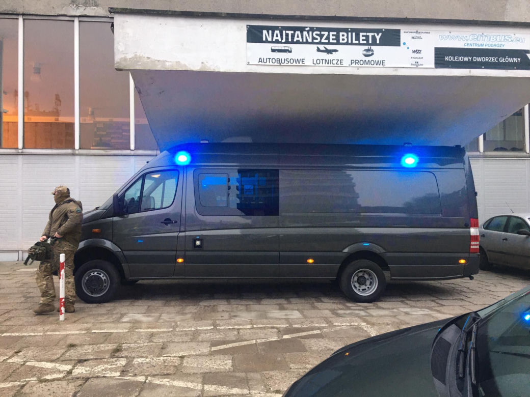 Alarm bombowy w Olsztynie - Dworzec Główny