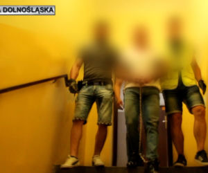 Funkcjonariusze rozbili grupę handlarzy narkotyków