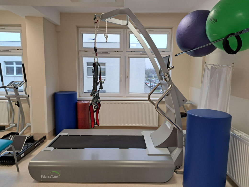 Remont Ośrodka Rehabilitacji i pokaz użycia egzoszkieletu - Szpital im. św. Łukasza w Tarnowie