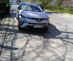 Blokują chodniki i ulice. Stają na przystankach i ścieżkach rowerowych. Oto Mistrzowie Parkowania z Gliwic [ZDJĘCIA]