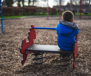 „Dziś się z tobą nie bawię”. Twoja reakcja na te słowa jest kluczowa