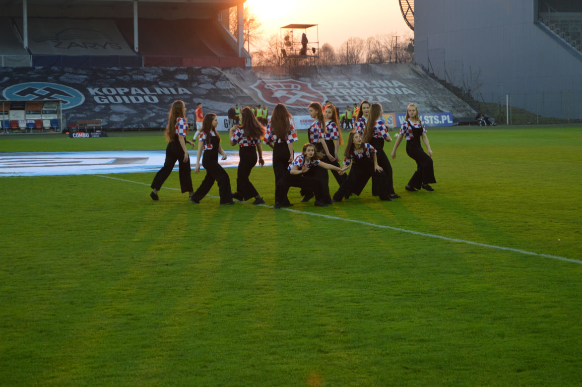 Górnik Zabrze - Legia Warszawa 1:2. Niewykorzystane sytuacje się mszczą [ZDJĘCIA KIBICÓW]
