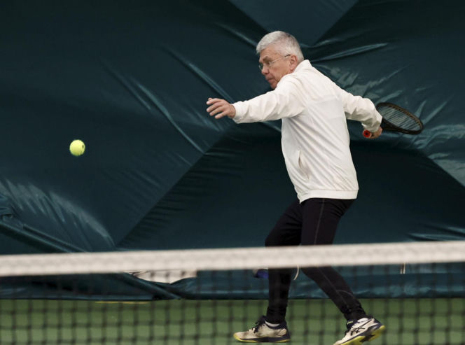 Senator Karczewski trenuje na wiosnę