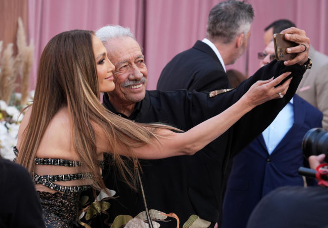 J. Lo w Polsce za trzy lata mogłaby być emerytką. Pokazała się w białym bikini