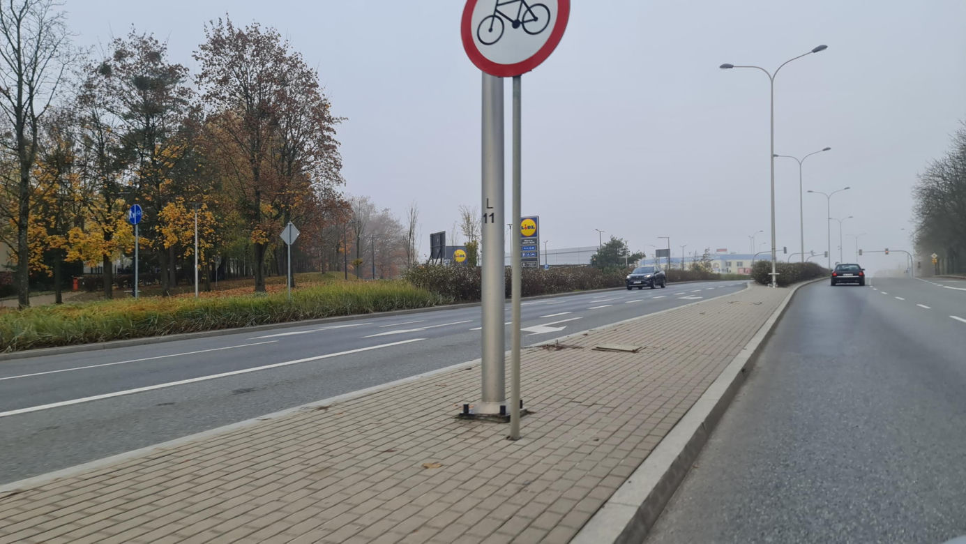 Pierwsza rocznica wypadku, który wstrząsnął Polską. Weronika i Sebastian zginęli w makabrze w Olsztynie [ZDJĘCIA]