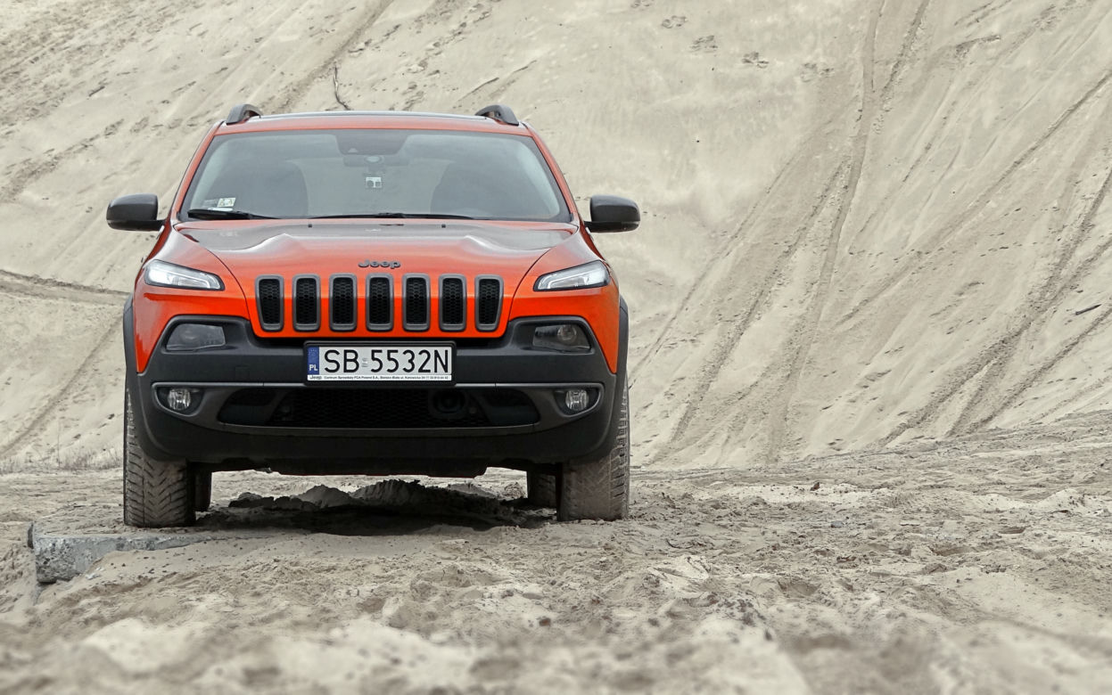Jeep Cherokee Trailhawk V6 3.2 AT9 4x4