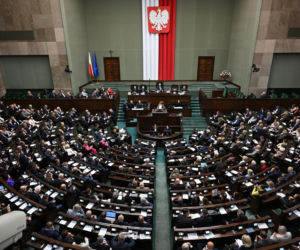 Sejm wybrał 15 sędziów do KRS! Wśród wybranych dobrze znany sędzia