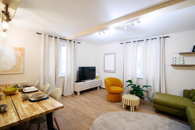 Tragiczny wypadek przerwał marzenia. Ekipa "Nasz Nowy Dom" walczyła z czasem. ZDJĘCIA domu przed i po remoncie