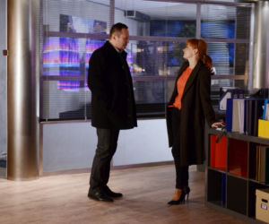 Komisarz Alex 5 sezon odcinek 59 (odc. 7). Lucyna (Magdalena Walach), Wilczyk (Andrzej Konopka)