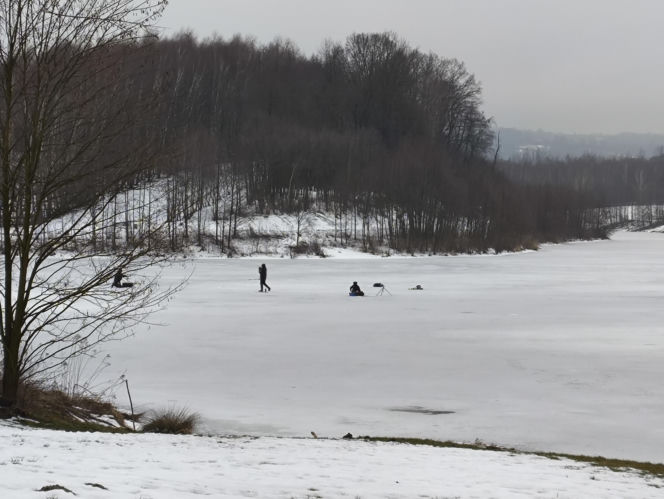 Symulacja akcji ratunkowej na zbiorniku Korzeń w Skrzyszowie
