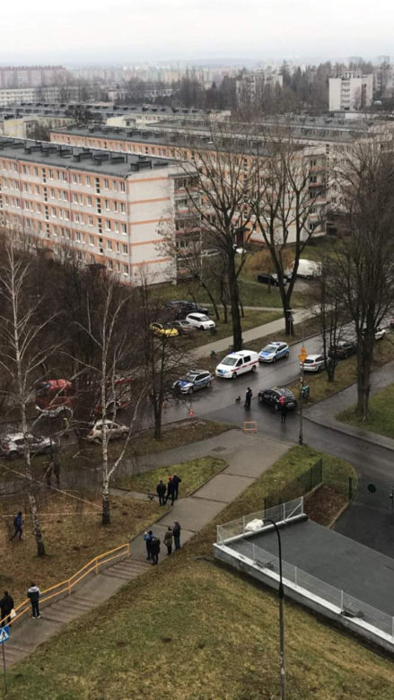 KOSZMARNY wypadek w Krakowie! Młody kierowca zginął na miejscu 