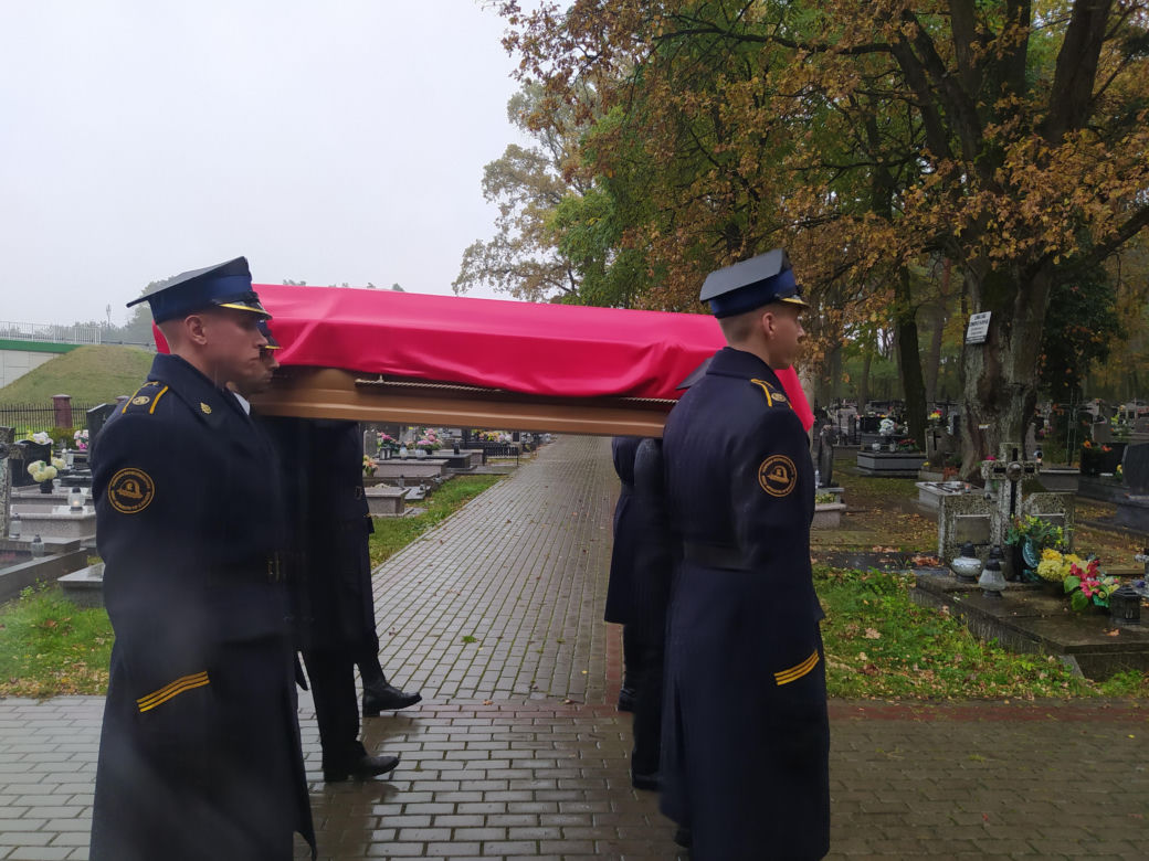 Pogrzeb strażaka, który zginął podczas gaszenia pożaru w Nisku