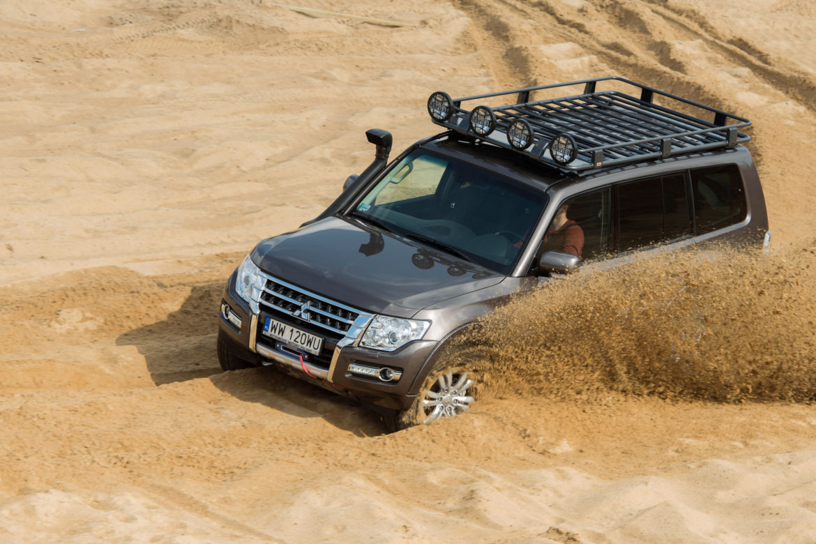 Mitsubishi Pajero lifting 2015