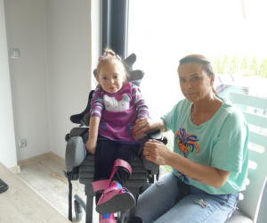 Nie żyje mała wojowniczka. Wcześniej zmarł jej braciszek. Urzędnicy odmawiali pomocy