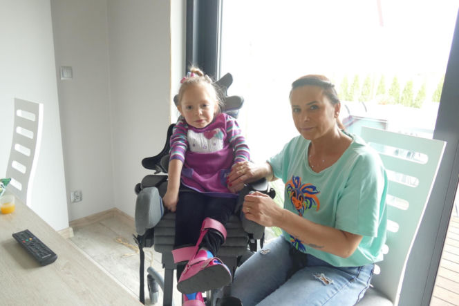 Nie żyje mała wojowniczka. Wcześniej zmarł jej braciszek. Urzędnicy odmawiali pomocy