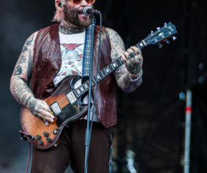 Summer Punch Festival 2026, dzień drugi: od punkowej furii po hymny łączące pokolenia {RELACJA + GALERIA]