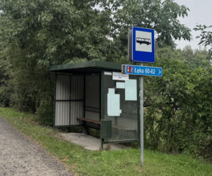 Ledwo trzymał się na motorowerze. 32-latek zasnął na oczach żołnierza
