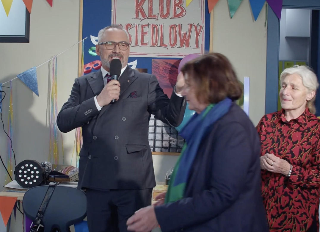 M jak miłość. Werner założy klub seniora w nowym sezonie. Wciągnie w to matkę Kingi i panią Olę - ZDJĘCIA, WIDEO