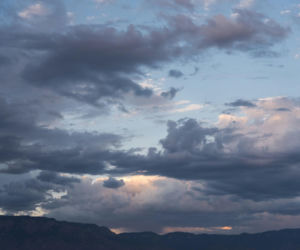 Śniegu brak, ale IMGW widzi dwa problemy. Mamy szczegółową prognozę pogody dla Polski