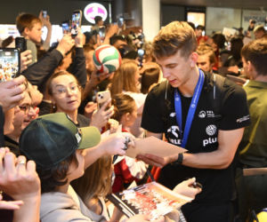 Złoci medaliści ME przywitani przez kibiców na lotnisku