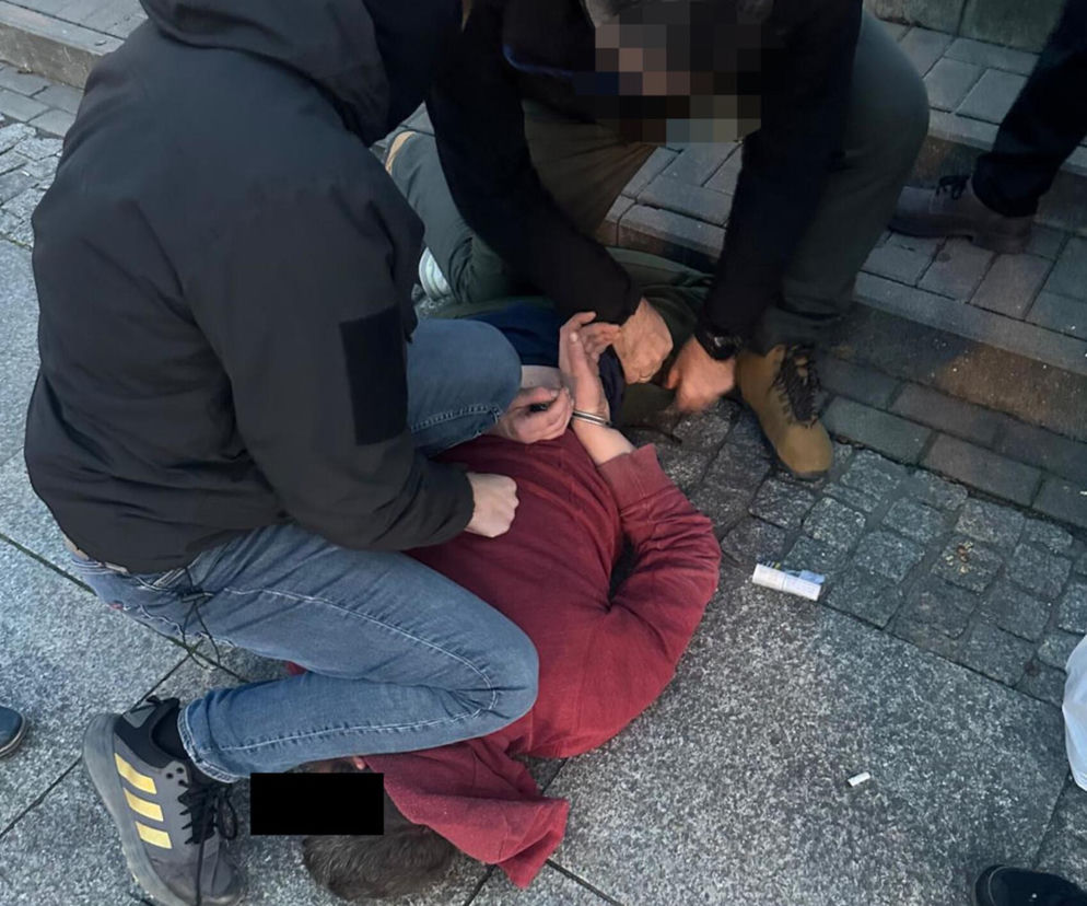 „Chyba go zabiłeś”. Podejrzani o zabójstwo w Wawrze z zarzutami. Co im grozi?