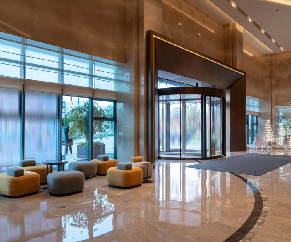 Posadzki w budynkach użyteczności publicznej