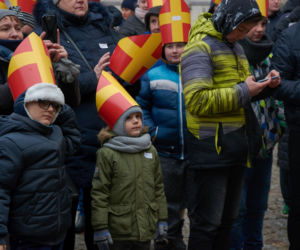 Setki Mikołajów w centrum miasta. Orszak św. Mikołaja w Lublinie