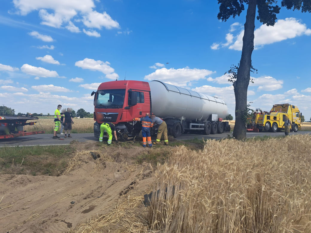 Młody chłopak zmiażdżony przez cysternę. 23-latek nie miał szans na przeżycie