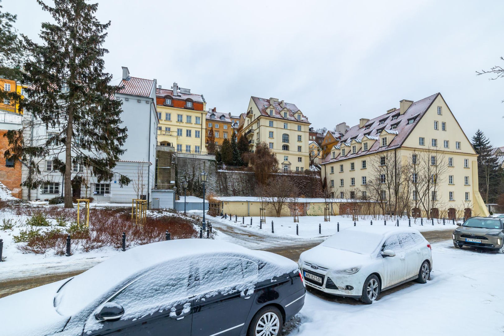 Dom Profesorów na ul. Brzozowej w Warszawie