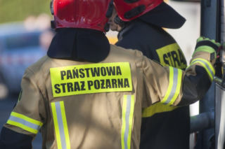 Tragedia na Pomorzu! 40-latek porażony prądem zmarł na oczach strażaków